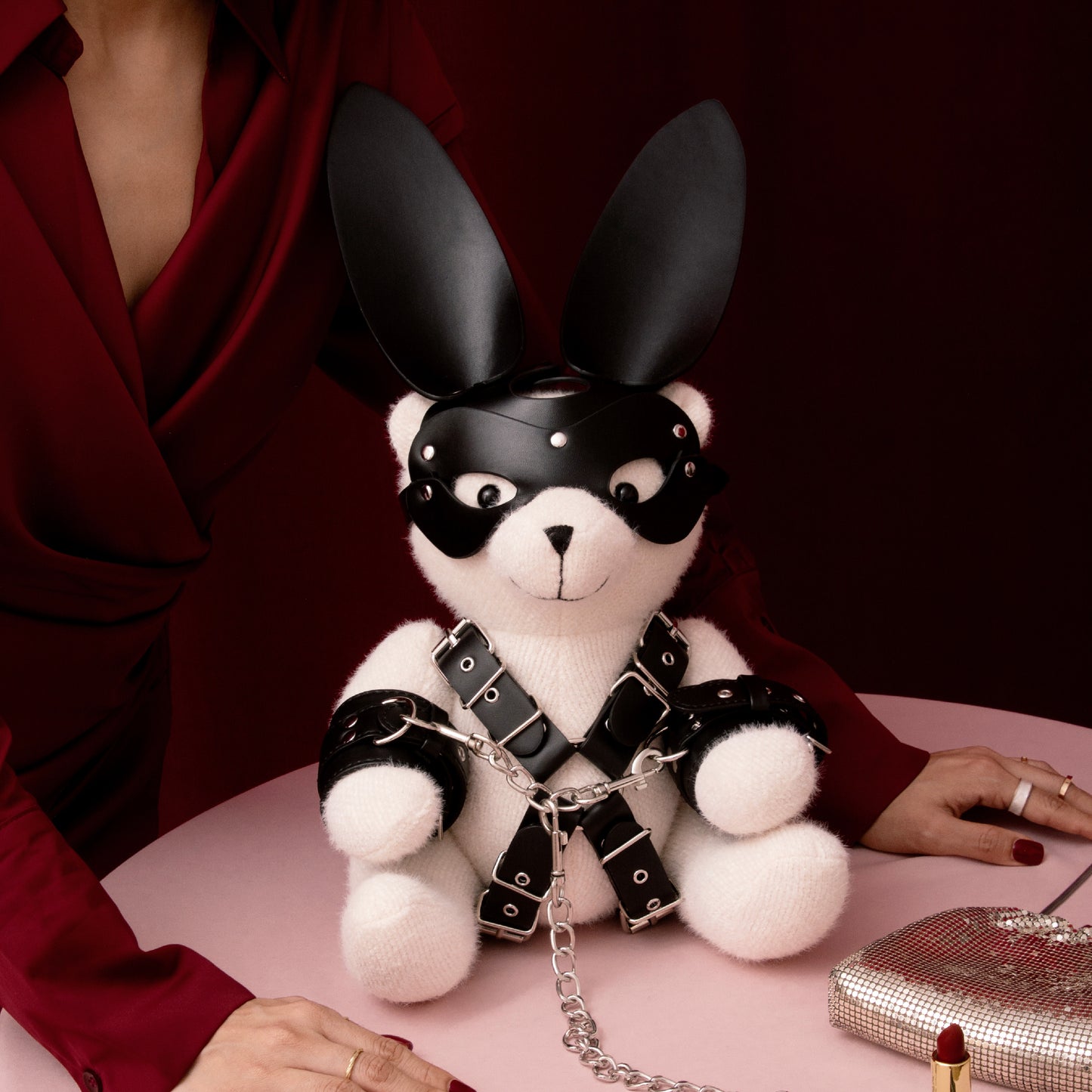TheBesBear Model Bunny