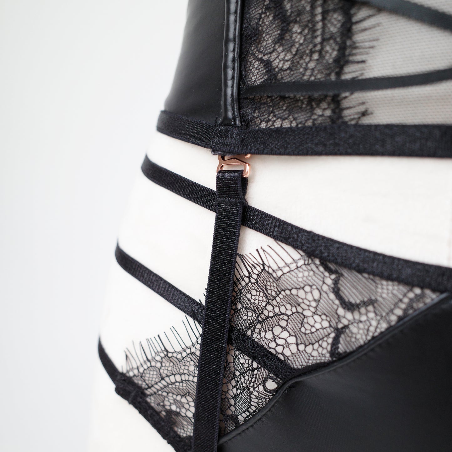 SHAKI Luna Corset Set